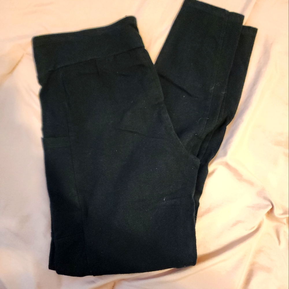 Black leggings